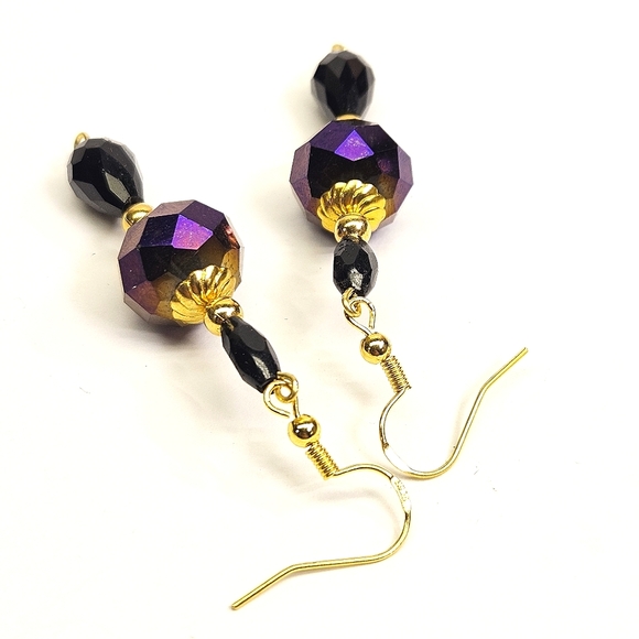 Handmade Purple and Black Faceted Glass Beaded Earrings - Picture 4 of 6